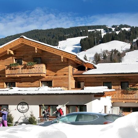 Intown Apartment Schmiede Saalbach-Hinterglemm Extérieur photo