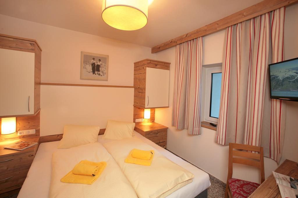 Intown Apartment Schmiede Saalbach-Hinterglemm Extérieur photo